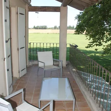 Mas Saint Sauveur Maison d'hôtes Vauvert